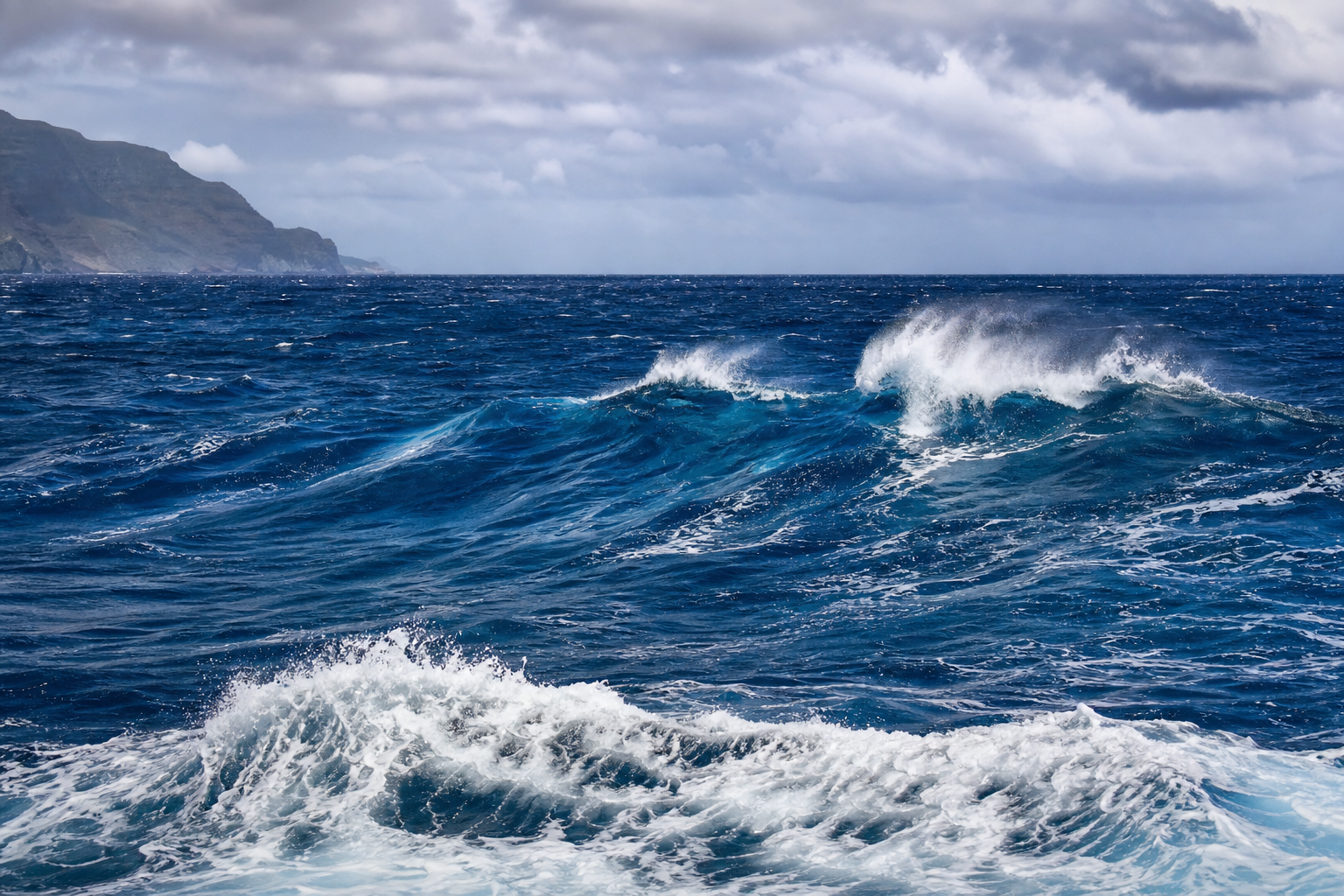 Beautiful sea view with rolling waves and clear blue water